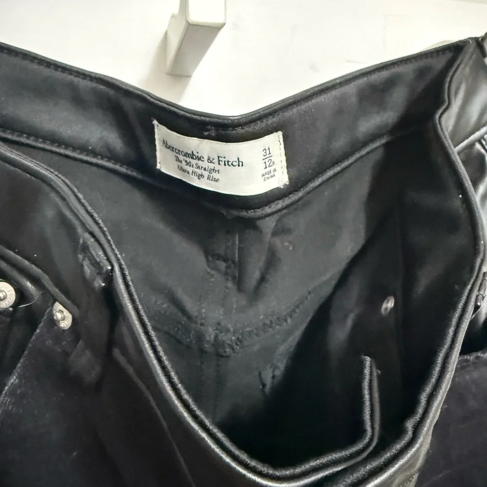 Abercrombie & Fitch Black Leather-Trimmed Pants - Picture 2 of 4